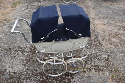 Vintage silver cross coach - silver,