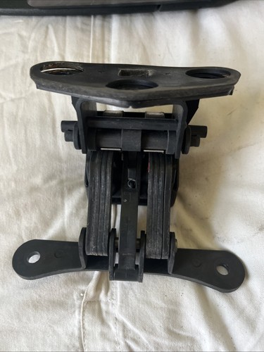 Genuine mercedes class w207 - genuine,