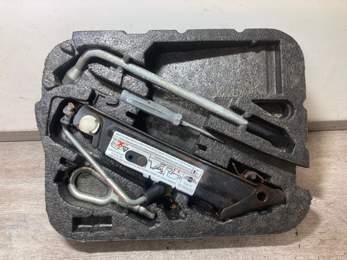 2006 mini cooper wheel jack - cooper,