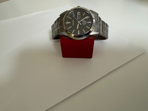 Men seiko sapphire titanium - sapphire,