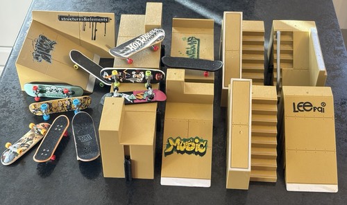 Tech deck finger skateboard - deck,