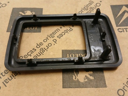 Genuine peugeot 106 drivers - genuine,