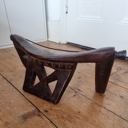 Dinka lotuku headrest stool - lotuku, headrest/stool