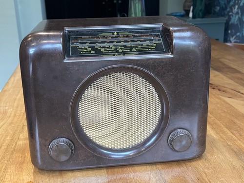Vintage bush radio - vintage,