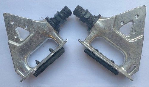 Pair vintage shimano a550 - pair,