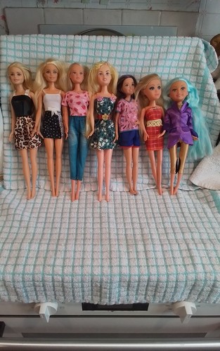 Doll mixed bundle - 7,