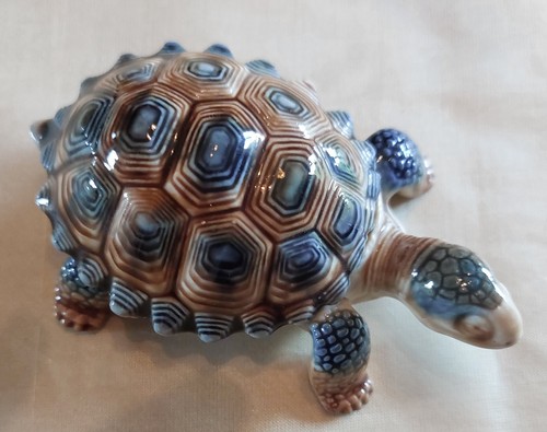 Wade tortoise trinket - wade, 2