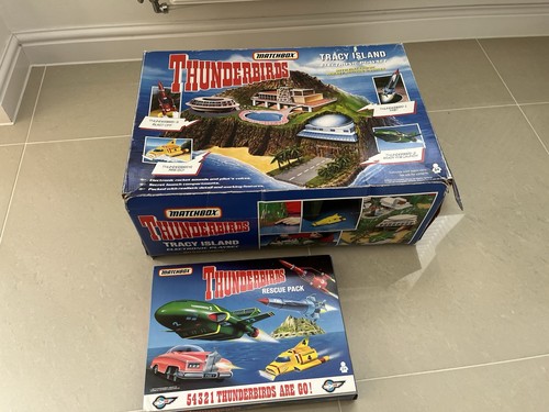 Thunderbirds tracy island - tracy,
