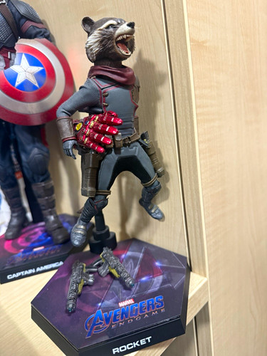 Hot toys avengers endgame - toys,