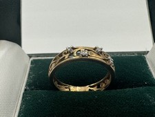 Brooks & Bentley 9ct Gold Ring