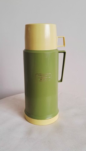 Thermos vintage olive green - thermos,