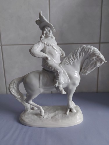 Wallendorf porcelain figurine - porcelain,
