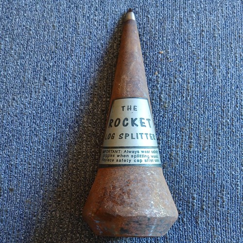 The rocket log splitter - rocket,
