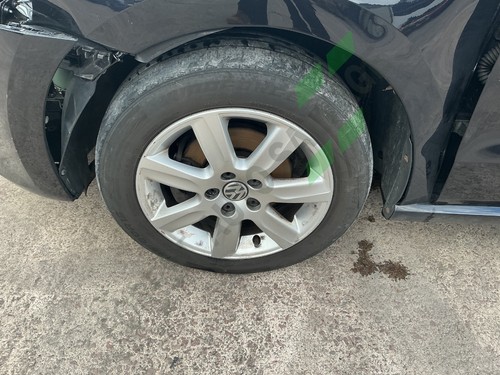2014 volkswagen polo alloy - 2014,