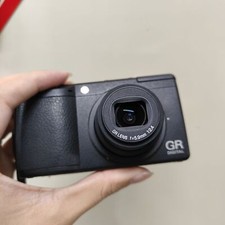 RICOH GR DIGITAL II 10.1MP Digital Camera 4x Optical Zoom With Battery,Charger