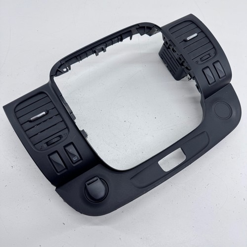 Vauxhall vivaro mk2 air vent - vauxhall,