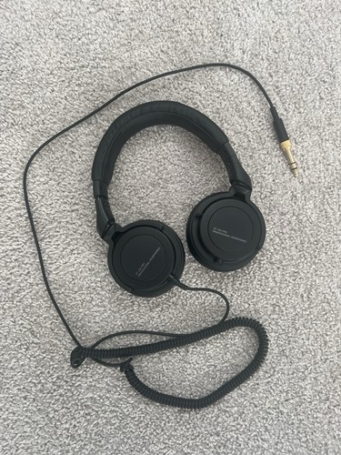 Beyerdynamic 240 pro - dt,