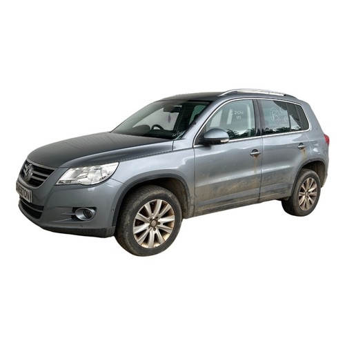 Volkswagen tiguan bumper bare - volkswagen,
