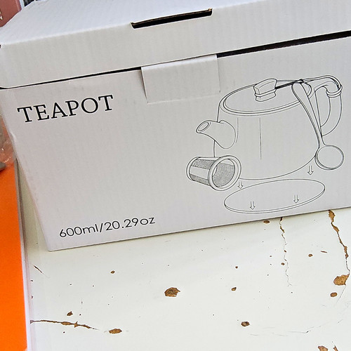Green glossy ceramic teapot - glossy,