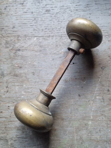 Victorian brass door - victorian, knobs