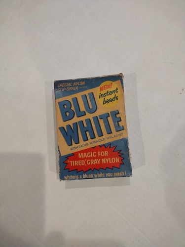 Vintage blue white flakes - flakes, box