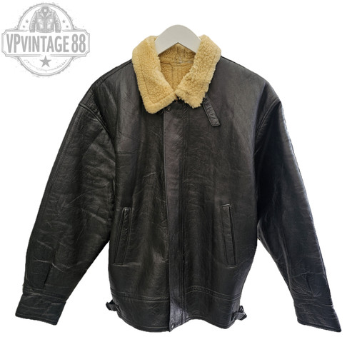 Vintage aviator bomber - b-3,
