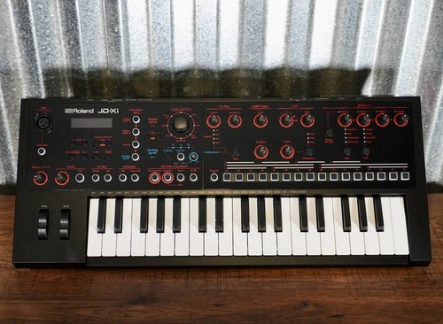 Roland keyboard - jd-xi,