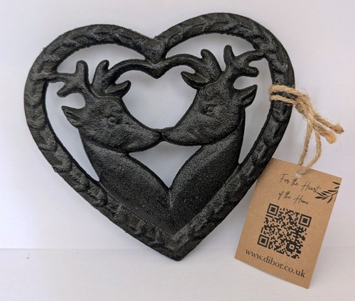 Cast iron kissing - cast, trivet