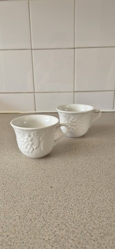 Wedgwood strawberry vine - 2, x