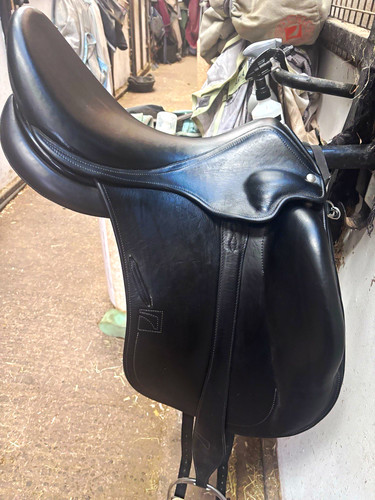 Childeric dsc dressage saddle - dsc,