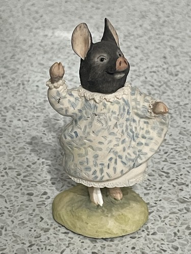 Border fine arts pig wig - border,