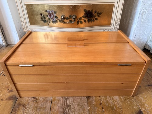 Vintage medium wooden storage - wooden,