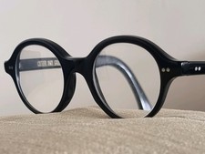 CUTLER & GROSS M1049