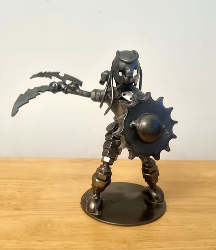 Predator recycled metal art - predator,