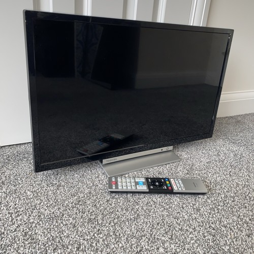 Toshiba 24d3863db smart hd - 24",