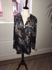 Lauren Vidal Long Sleeved