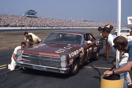 Motor racing ford fairlane - motor,