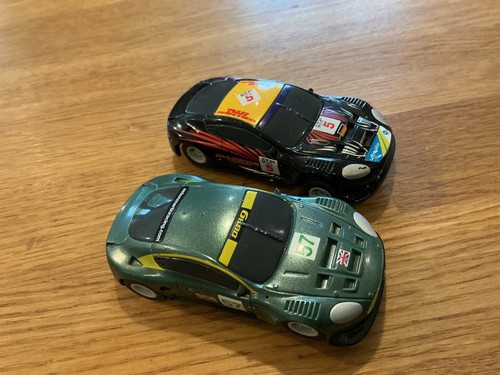 Micro scalextric aston - 9v,