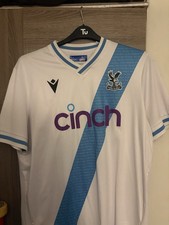 Signed Jean-Philippe Mateta