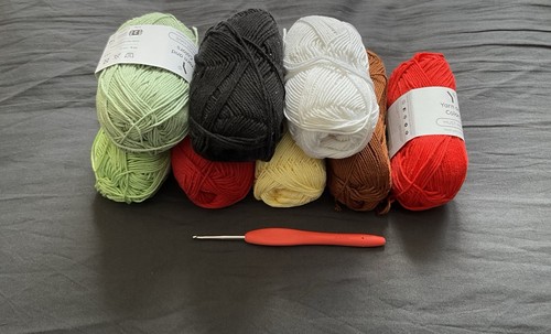 Yarn and colors - yarn, must-have