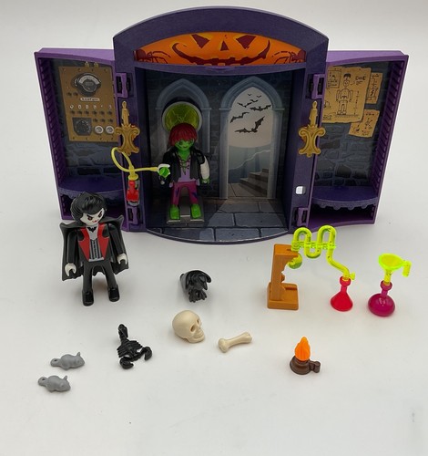 Playmobil haunted house - haunted,