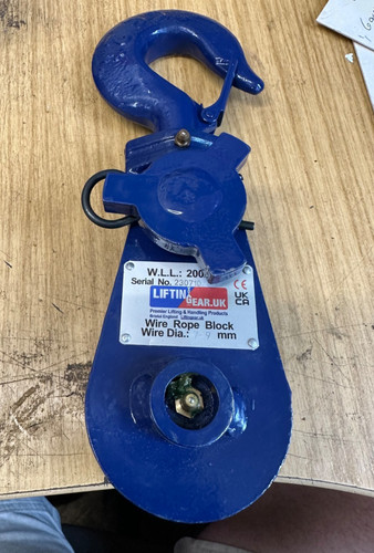 Tonne wire rope snatch - 2,