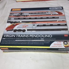 HORNBY 00 GAUGE 4 CAR