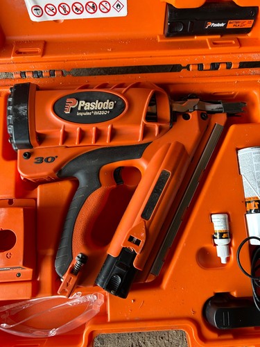 Nail gun 1st - 1st, fix