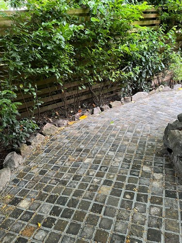 Granite sets cobbles - sets,