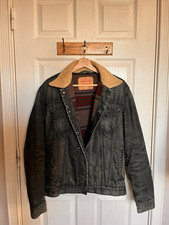 levis sherpa jacket