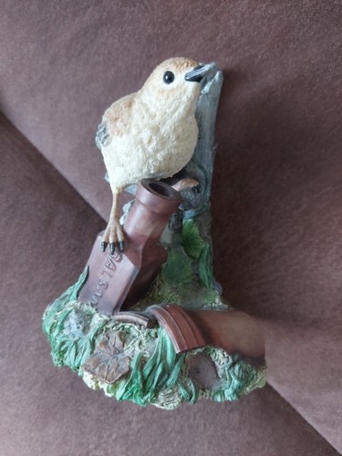 Wren bird figurine leonardo - bird,