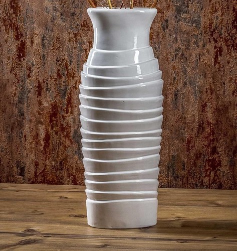 Decorative floor vase for - , dry