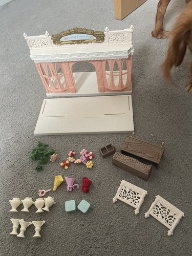 Sylvanian families blooming - families,