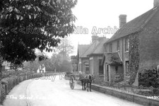 Hyy-24 The Street With Pony &